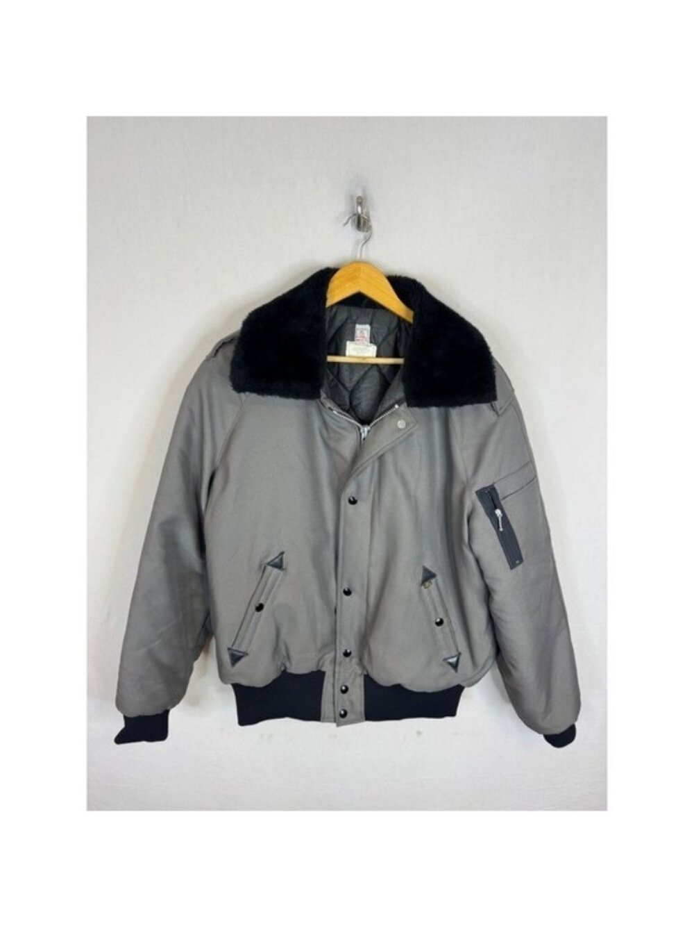 Vintage Marv Holland Industries Grey Bomber Jacket Faux Fur Collar XL Canada